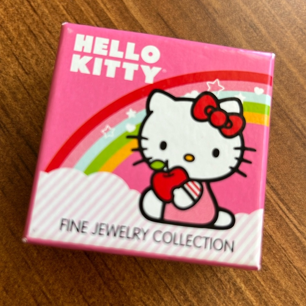 HELLO KITTY EARRINGS